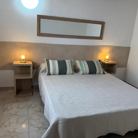 Americas 4-bedroom Parking Private Villa *