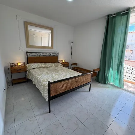 Americas 4-bedroom Parking Private Villa Costa Adeje (Tenerife)